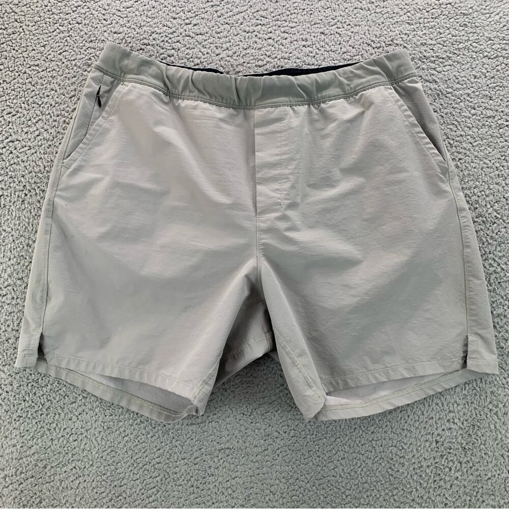 Public Rec Men's Flex Relaxed Athletic Fit Gray Shorts  -  Size:  40